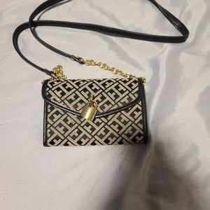Tommy Hilfiger clutch